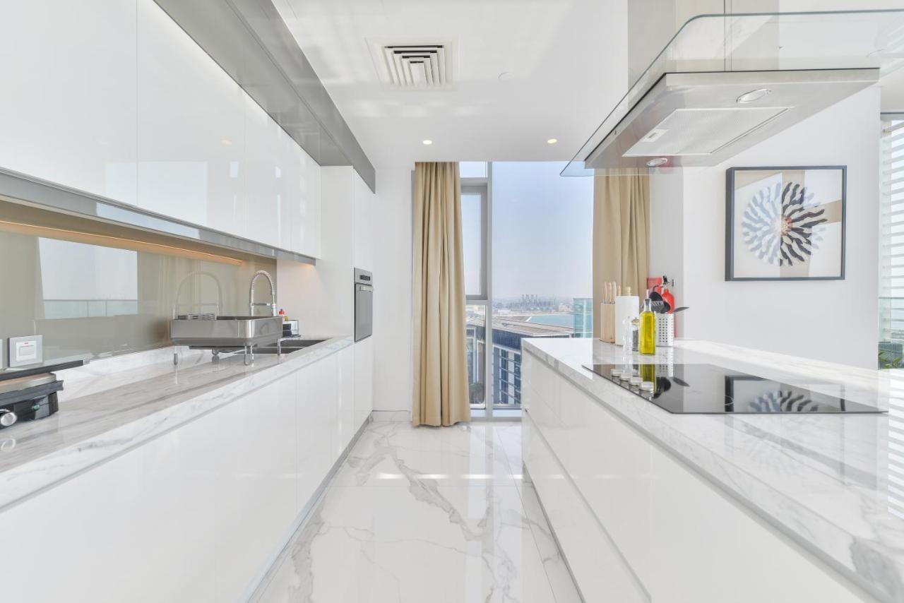 Luxe 3 Bedroom Oceanfront Apartment In The Heart Of Bluewaters Island Ντουμπάι Εξωτερικό φωτογραφία