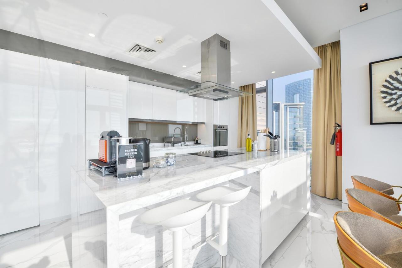 Luxe 3 Bedroom Oceanfront Apartment In The Heart Of Bluewaters Island Ντουμπάι Εξωτερικό φωτογραφία